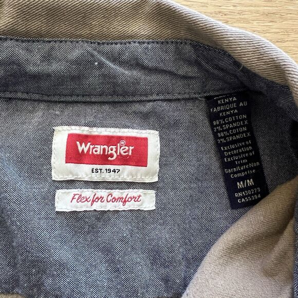 Wrangler Men's Long Sleeve Button Up Collared Shirt Front Button Pockets Medium - Picture 2 of 8